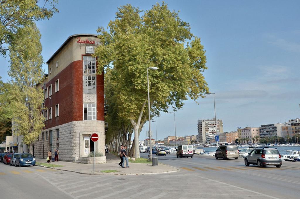 Scallop Regent Rooms Zadar Exterior photo